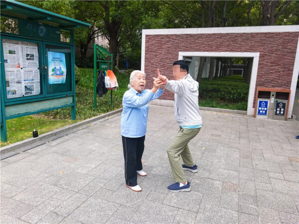 N4022 {"ARInfo":{"IsUseAR":false},"Version":"1.0.0","MakeupInfo":{"IsUseMakeup":false},"FaceliftInfo":{"IsChangeEyeLift":false,"IsChangeFacelift":false,"IsChangePostureLift":false,"IsChangeNose":false,"IsChangeFaceChin":false,"IsChangeMouth":false,"IsChangeThinFace":false},"BeautyInfo":{"SwitchMedicatedAcne":false,"IsAIBeauty":false,"IsBrightEyes":false,"IsSharpen":false,"IsOldBeauty":false,"IsReduceBlackEyes":false},"HandlerInfo":{"AppName":2},"FilterInfo":{"IsUseFilter":false}}